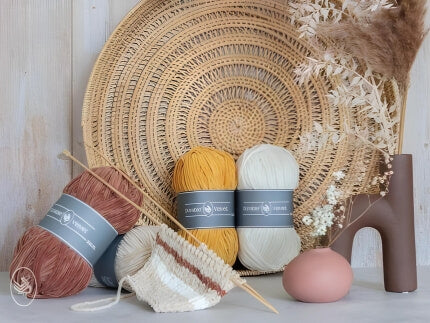 Durable Velvet garen waarmee gehaakt wordt voor een mand