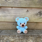 Billy Bear recht voor de camera, te koop bij De Garengarage